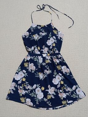 🌺 Mahina Floral Halter Dress